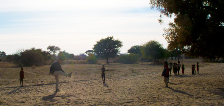 football enfant san namibie